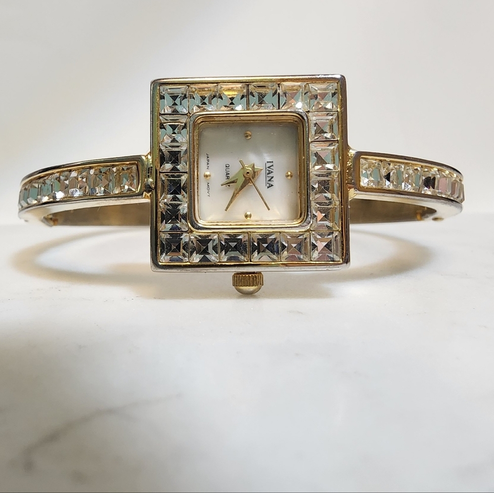 Vintage Ivana Gold Tone Bangle Watch – Rhinestone Accent – Mother of Pearl Face